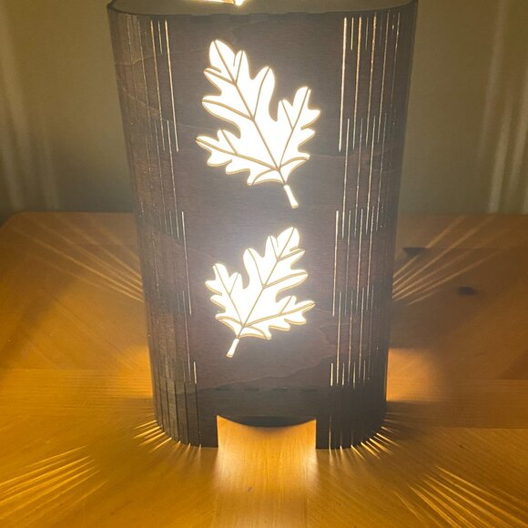 Accent Lamp - The Leaves - Picture 3 of 7